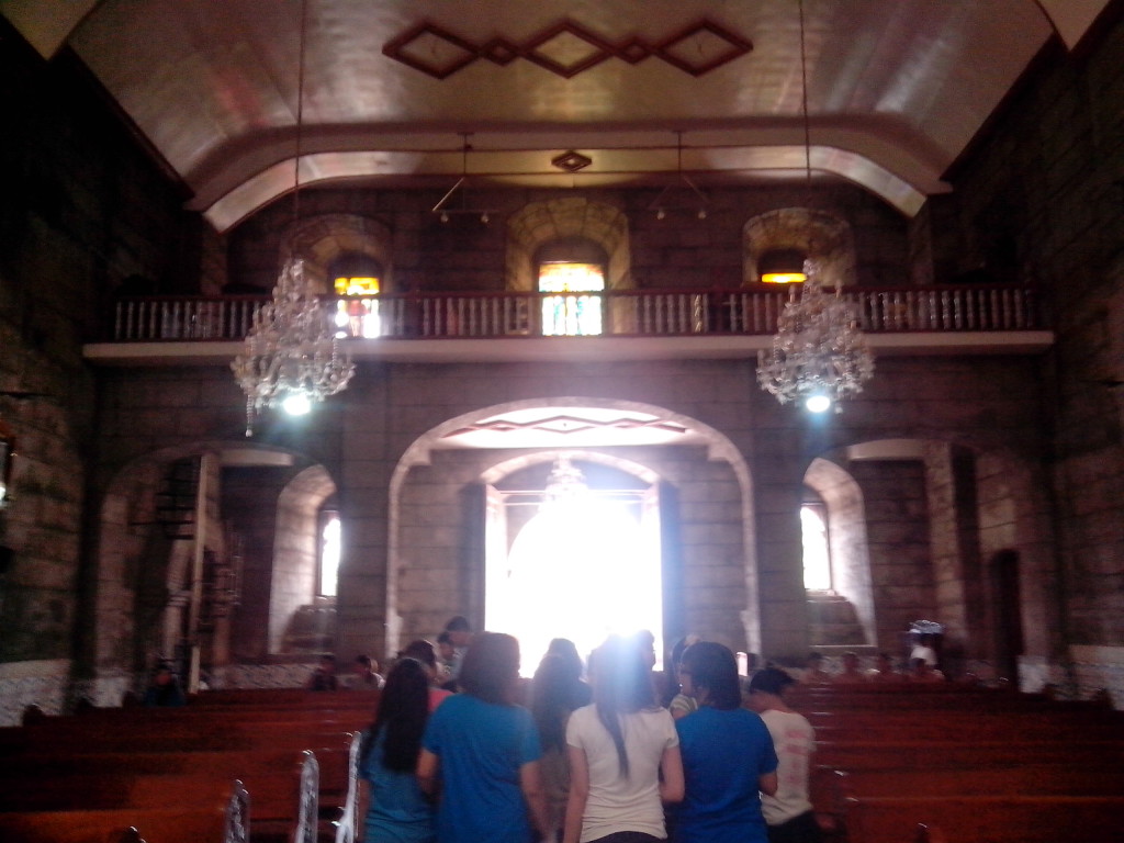 visita iglesia, liliw church