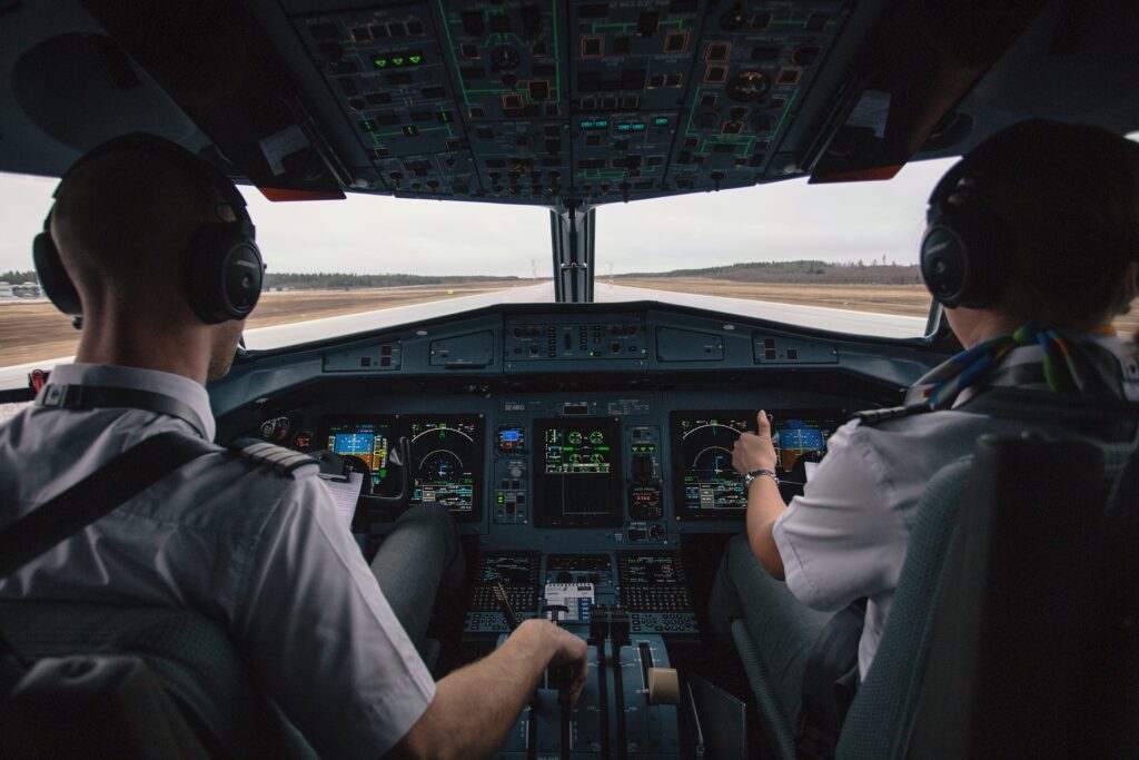 understanding-what-it-means-to-become-a-first-officer-pilot